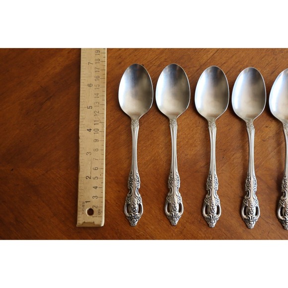 Lot 8x Oneida RENOIR Pembrooke Stainless SSS Pierced Soup Table Spoon 6.75" - Picture 3 of 10